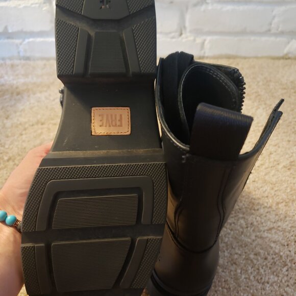 FRYE chloe combat boots Size 8 - Picture 9 of 9